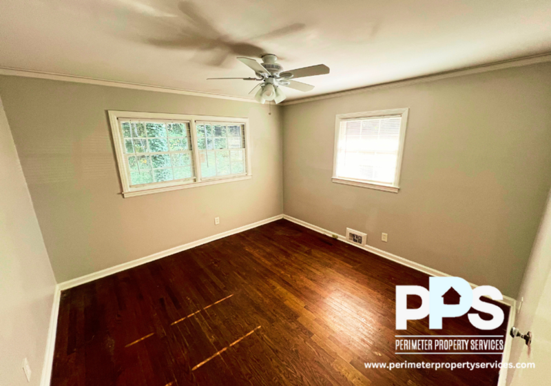 1804 Idlewood Dr #1 - Photo 4 of 9