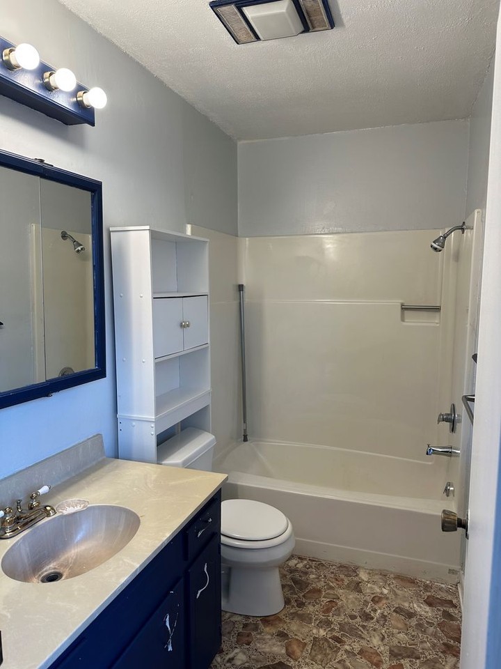 717 Terra Ave - Photo 5 of 8