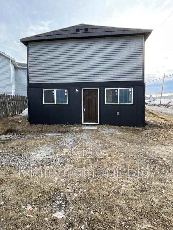 2853 Meyer Road - Photo 2 of 14