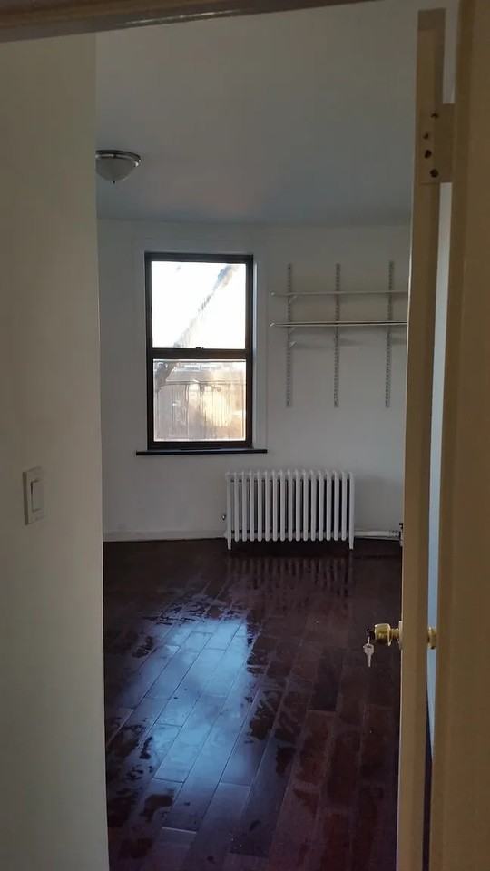 2626 Jackson Ave - Photo 3 of 6