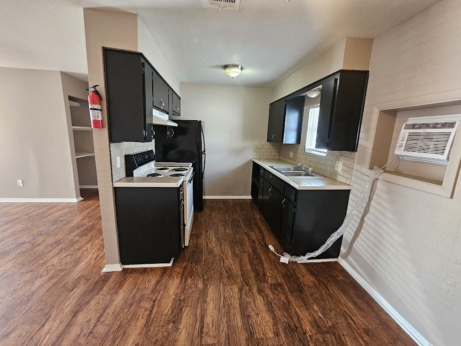 5801 Nw 33Rd St - Photo 2 of 9