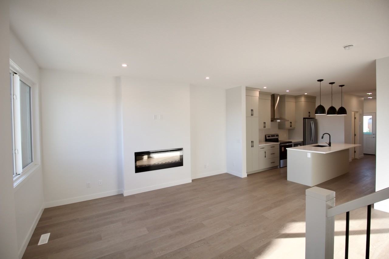 #Upper 262 Paterson Link SW - Photo 3 of 37