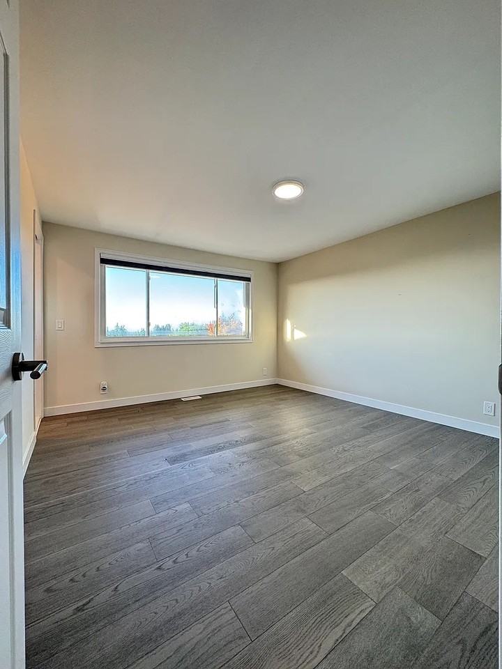 13445 Se 43rd St - Photo 3 of 14