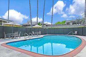 featured image of 3901 Middlefield Rd