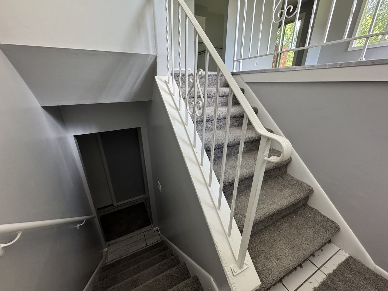 7916 Kyle Ave N - Photo 2 of 12