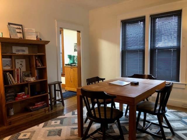 320 N Lewis St - Photo 6 of 22