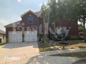 2916 Softwood Cir - Photo 1 of 1