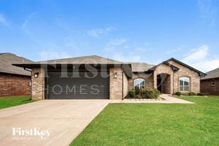 9217 Sw 48th Ter - Photo 1 of 1