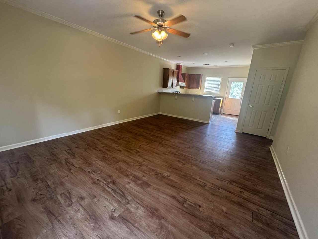 6023 & 6025 W Issaquena Street - Photo 2 of 10