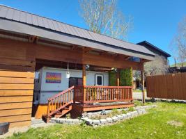 featured image of 128 Riverside Dr