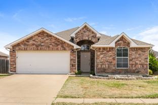 212 Arrowhead Dr - Photo 1 of 1