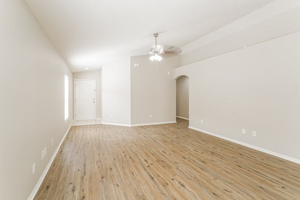 405 Pine Pointe Ct - Photo 5 of 16