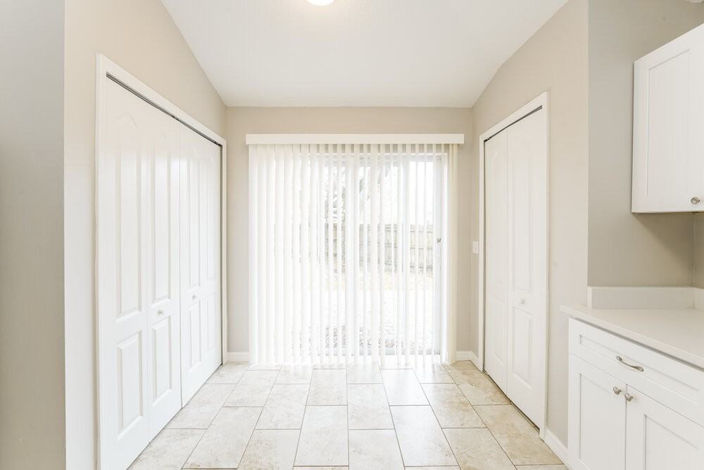 405 Pine Pointe Ct - Photo 6 of 16