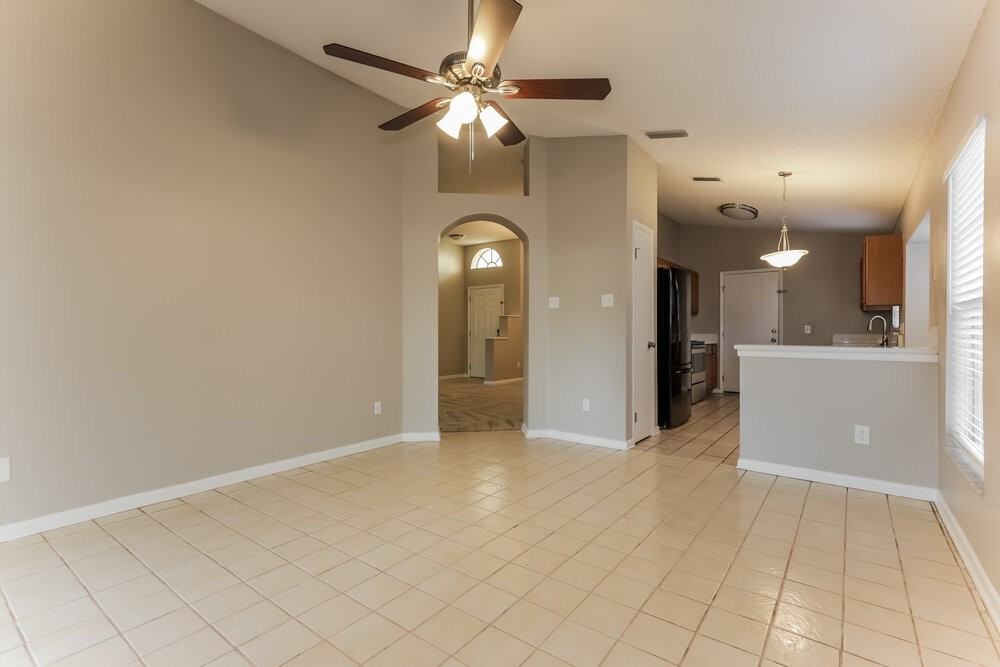 1621 Coppersmith Court - Photo 5 of 16