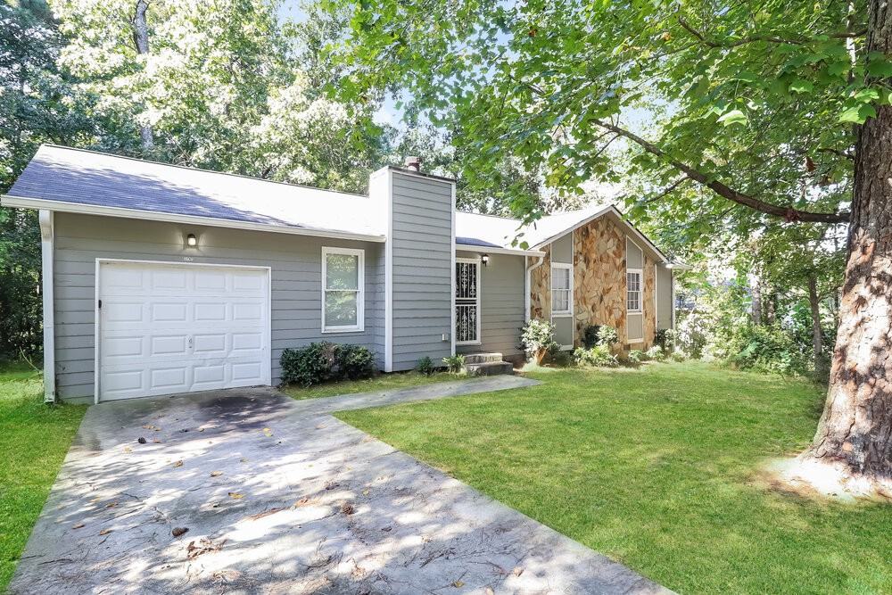 3797 Kathryn Dr Sw - Photo 2 of 25