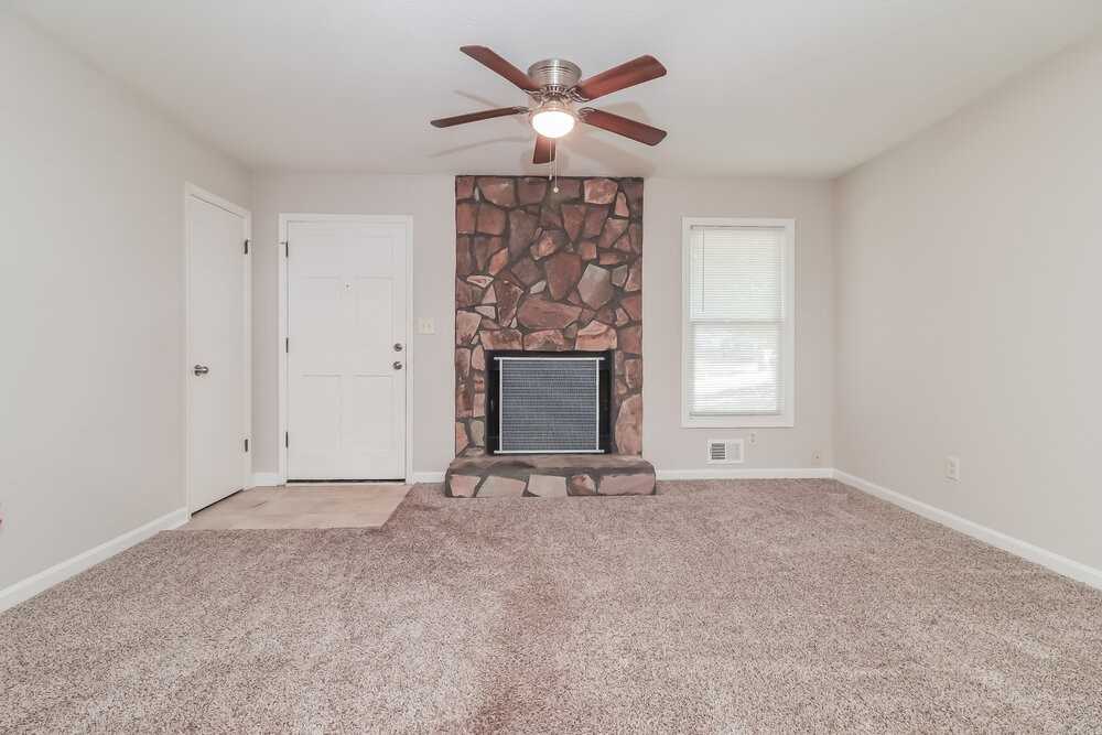 3797 Kathryn Dr Sw - Photo 3 of 25