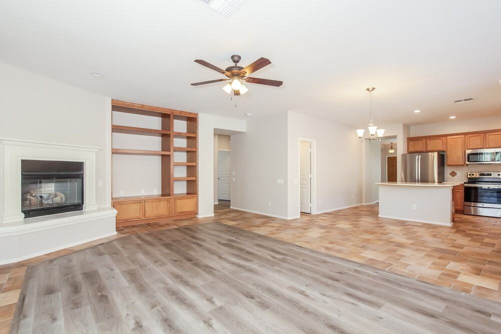 27309 N 84th Dr - Photo 3 of 16