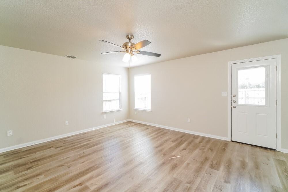 5410 Chase Cyn - Photo 5 of 17