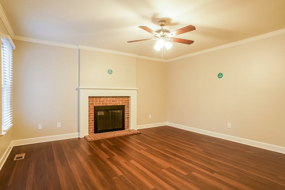 4813 Draper Rd - Photo 4 of 17
