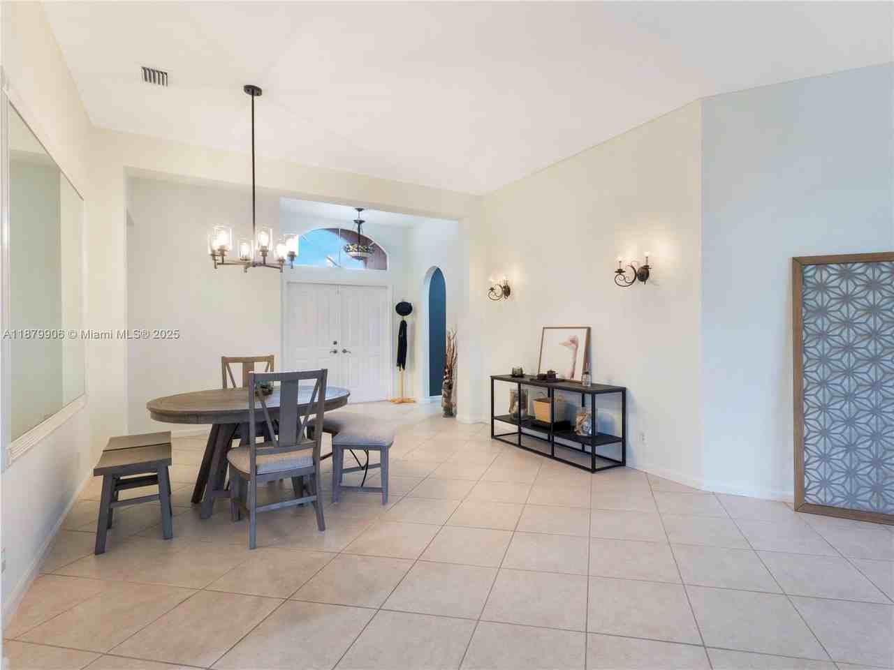 2549 Egret Lake Dr - Photo 6 of 44