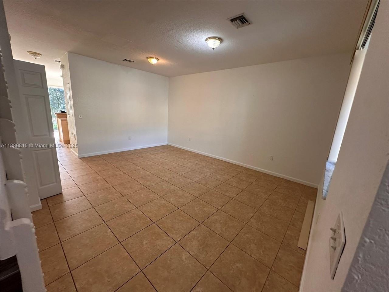 12080 Sw 268th St #28 - Photo 3 of 14