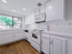 21500 Califa St #138 - Photo 1 of 1