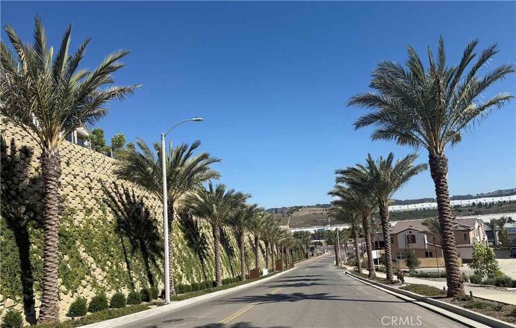 22023 Florence Cir - Photo 2 of 12