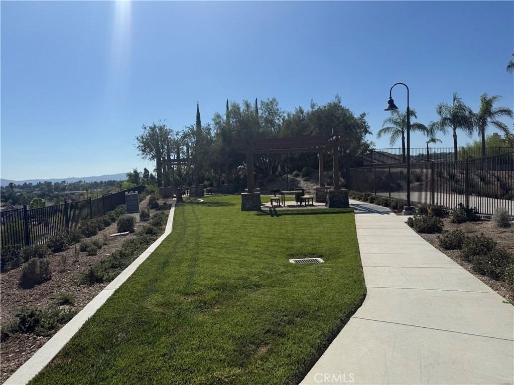 22023 Florence Cir - Photo 4 of 12