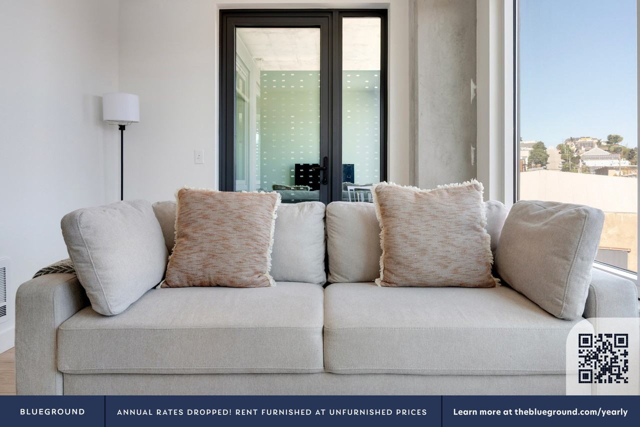 1395 22nd St #1860 - Photo 4 of 50