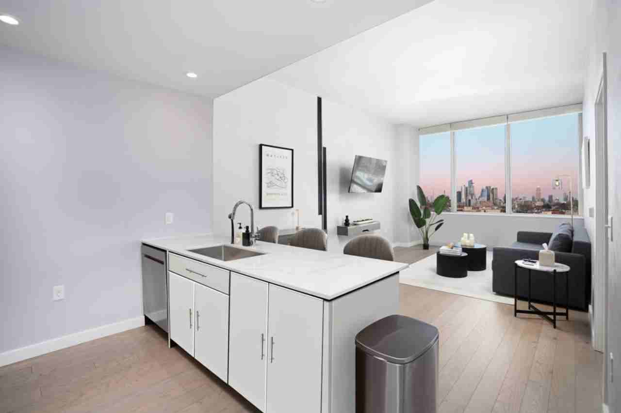 824 Monroe St #1240952P - Photo 7 of 19