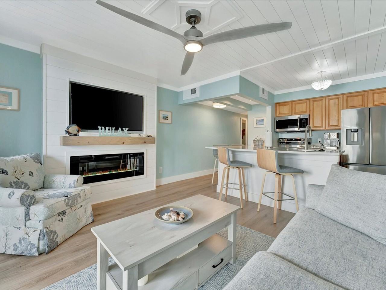 2506 N Rocky Point Dr #1251988P - Photo 2 of 26