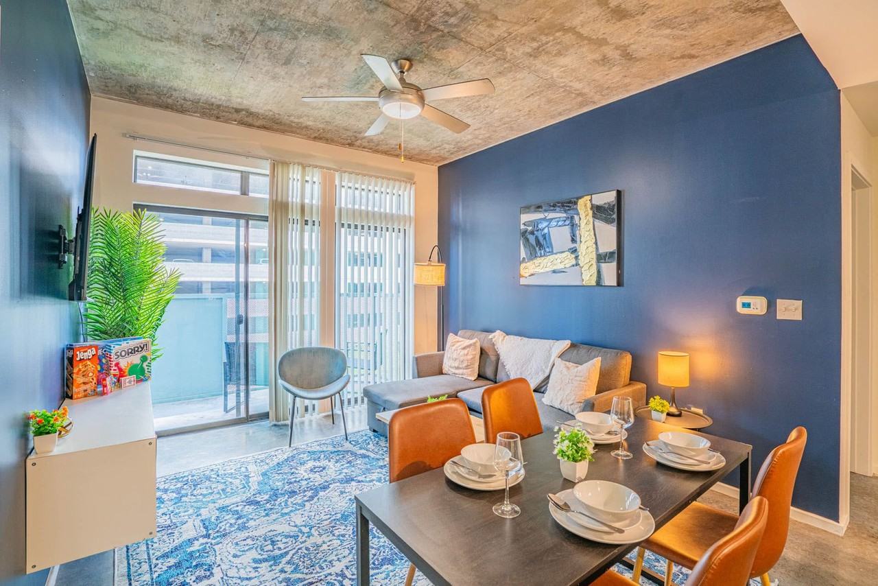 888 North 4th Street - Photo 5 of 49