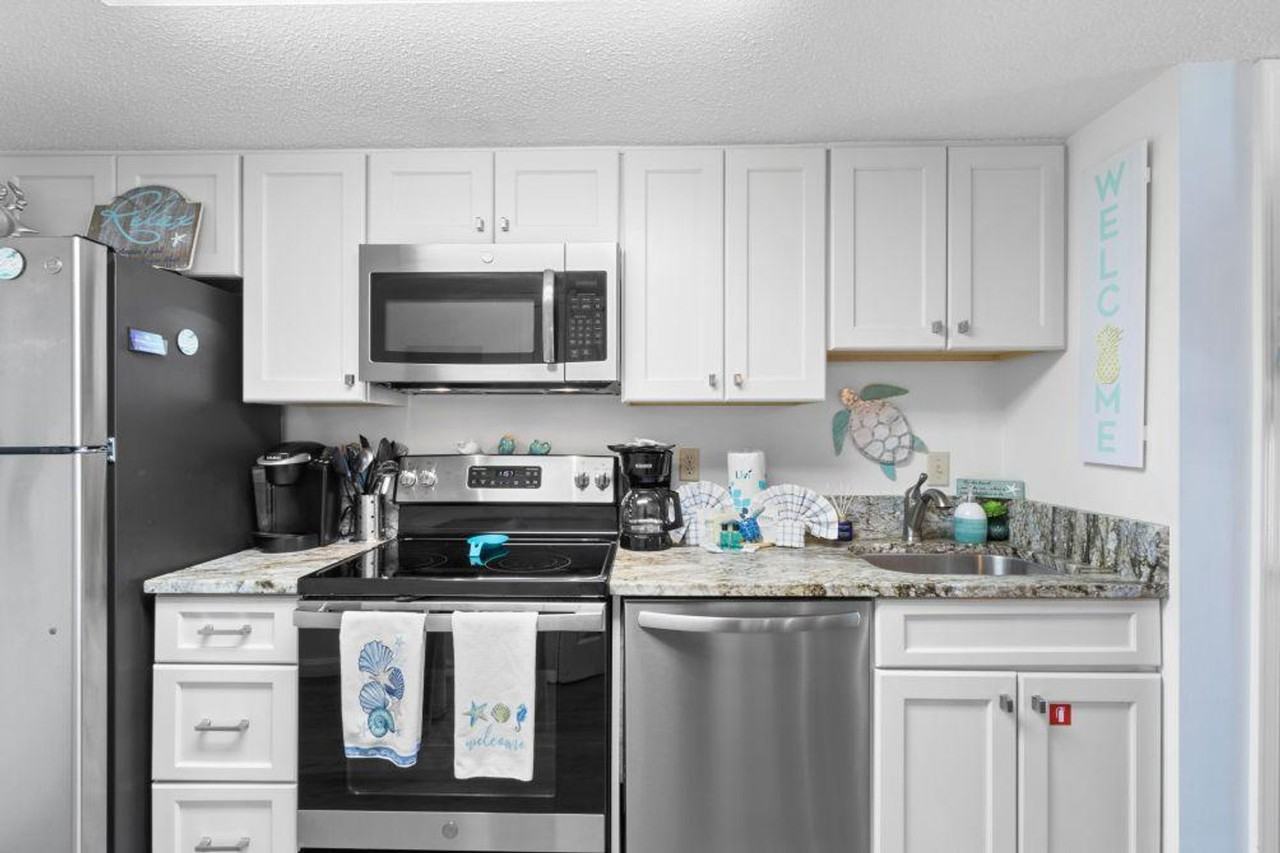 1832 W Beach Blvd #1265922P - Photo 6 of 25