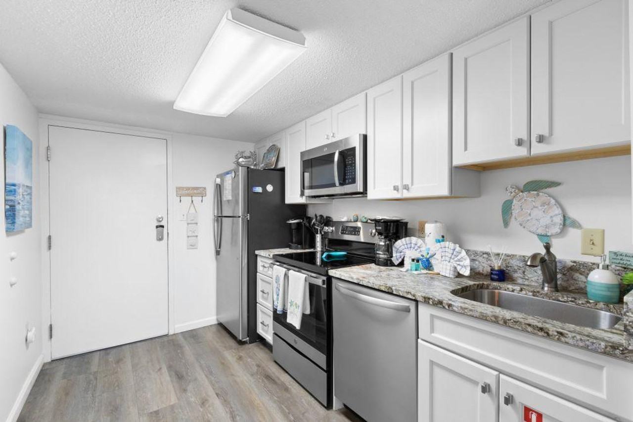 1832 W Beach Blvd #1265922P - Photo 7 of 25