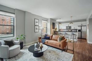 featured image of 400 Walnut St