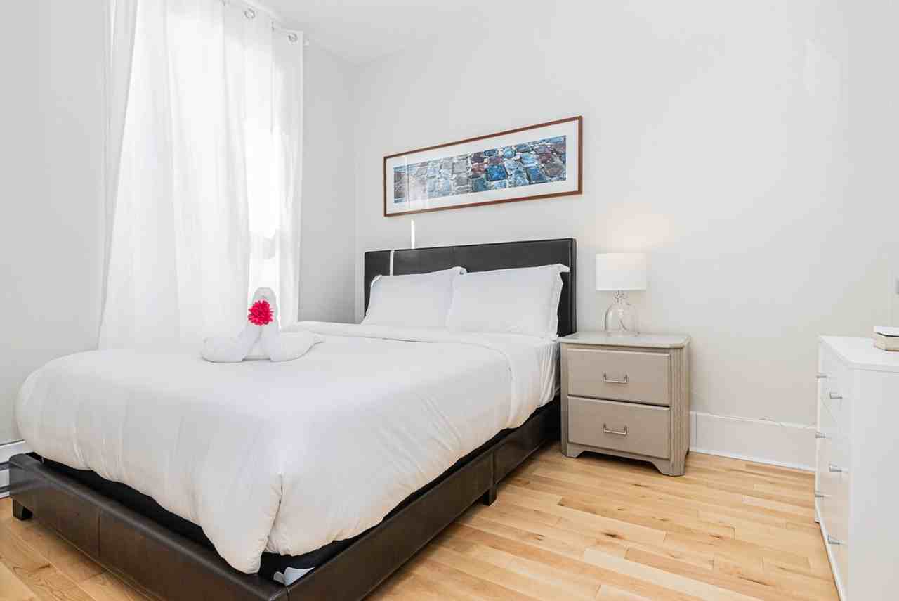 1010 Rue Saint-Philippe #1295481P - Photo 6 of 11