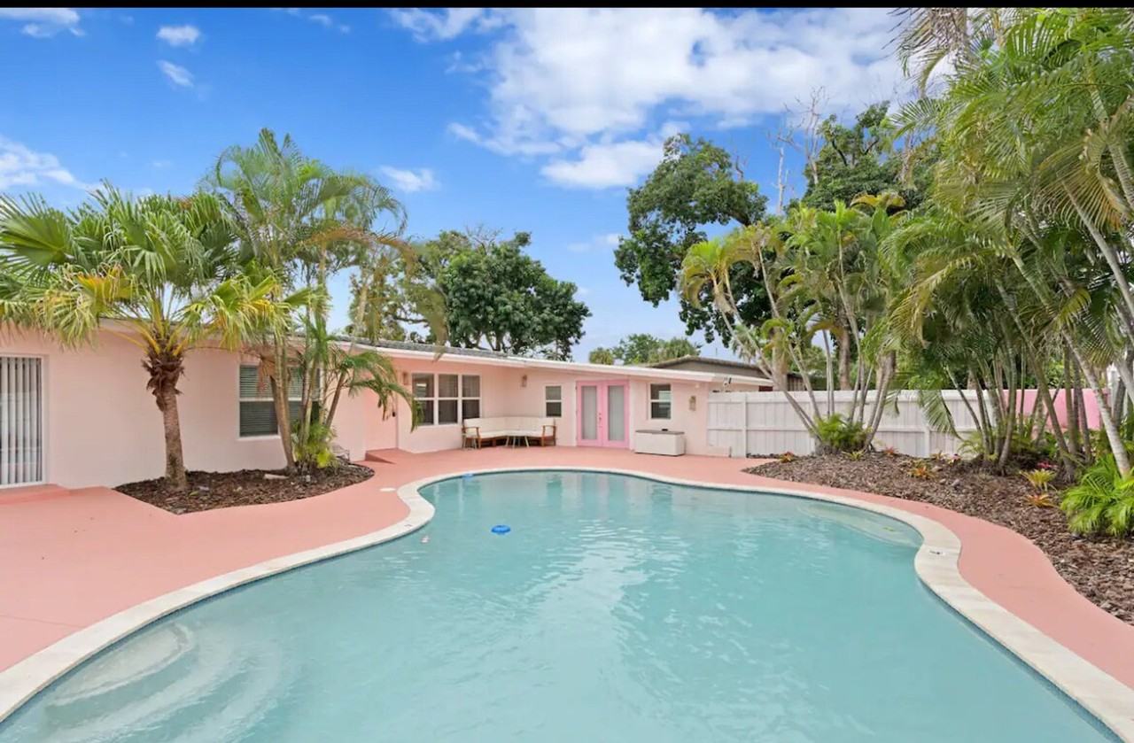 26 Northeast St #1294437P - Photo 4 of 28