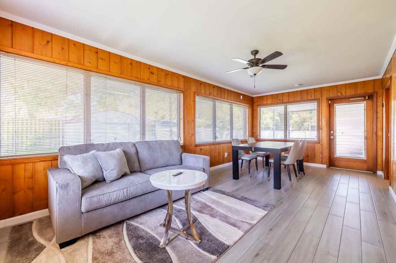 208 Woodbine Ave #1296504P - Photo 5 of 22