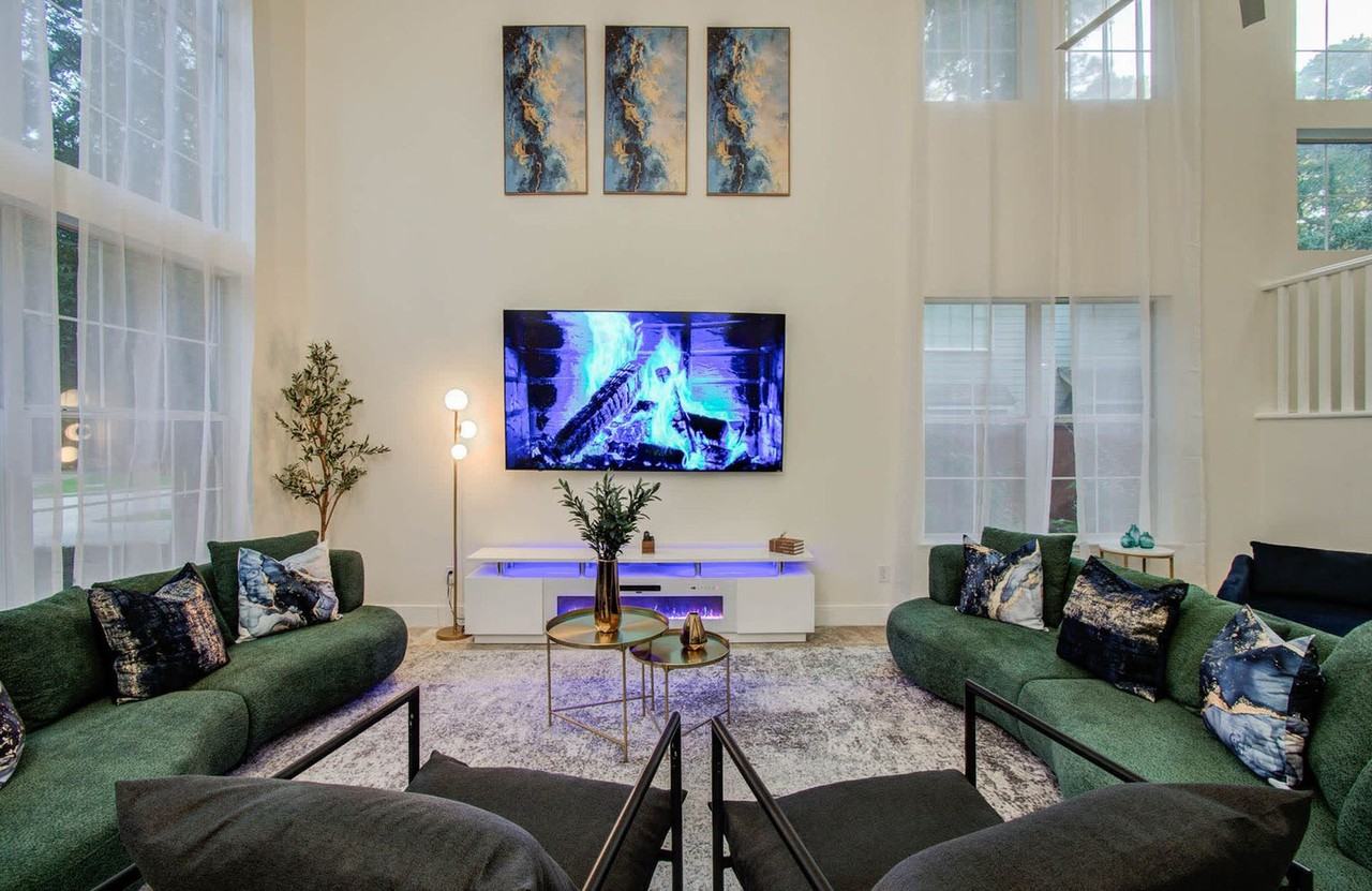 35 Alden Glen Dr #1298276P - Photo 5 of 48