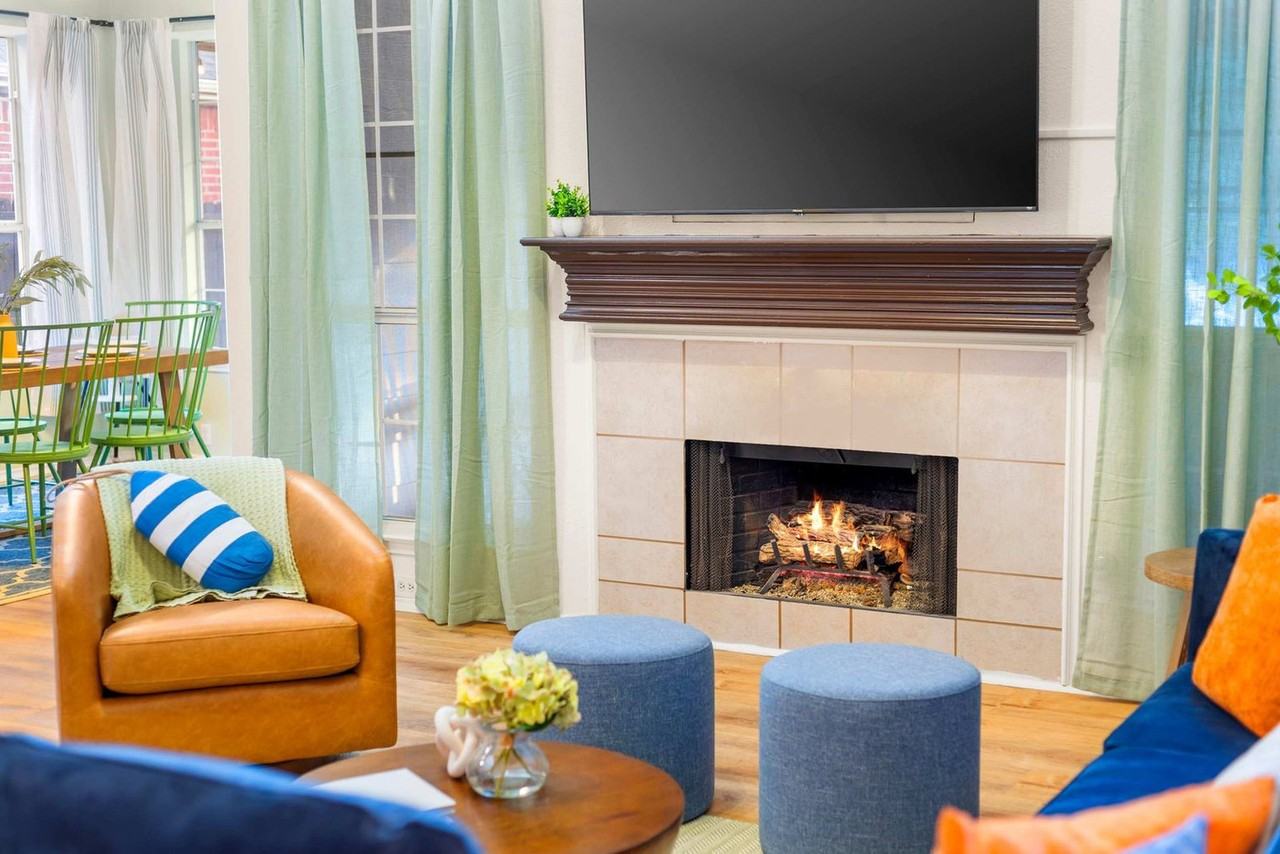 902 Vista Oaks Ct #1299051P - Photo 2 of 50