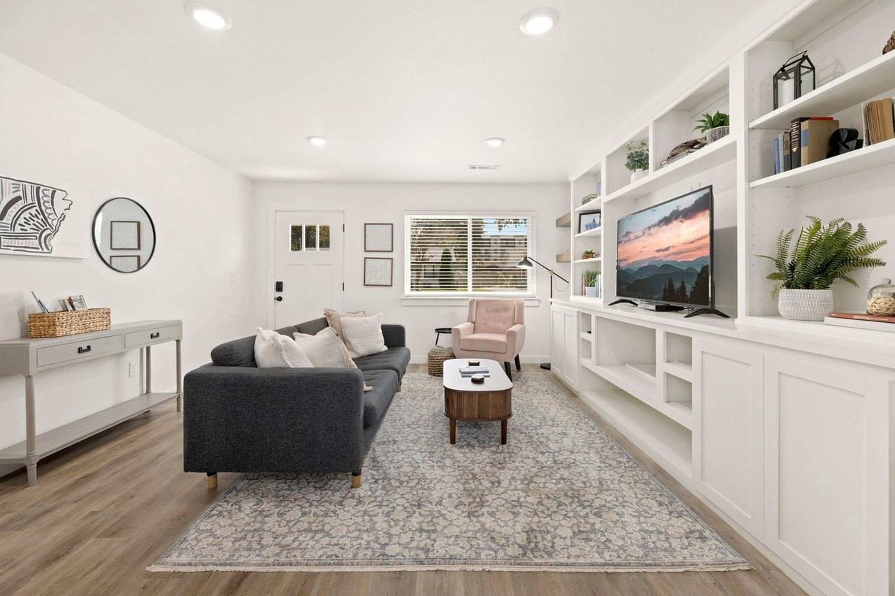 804 Sw 2nd St #1302335P - Photo 7 of 24