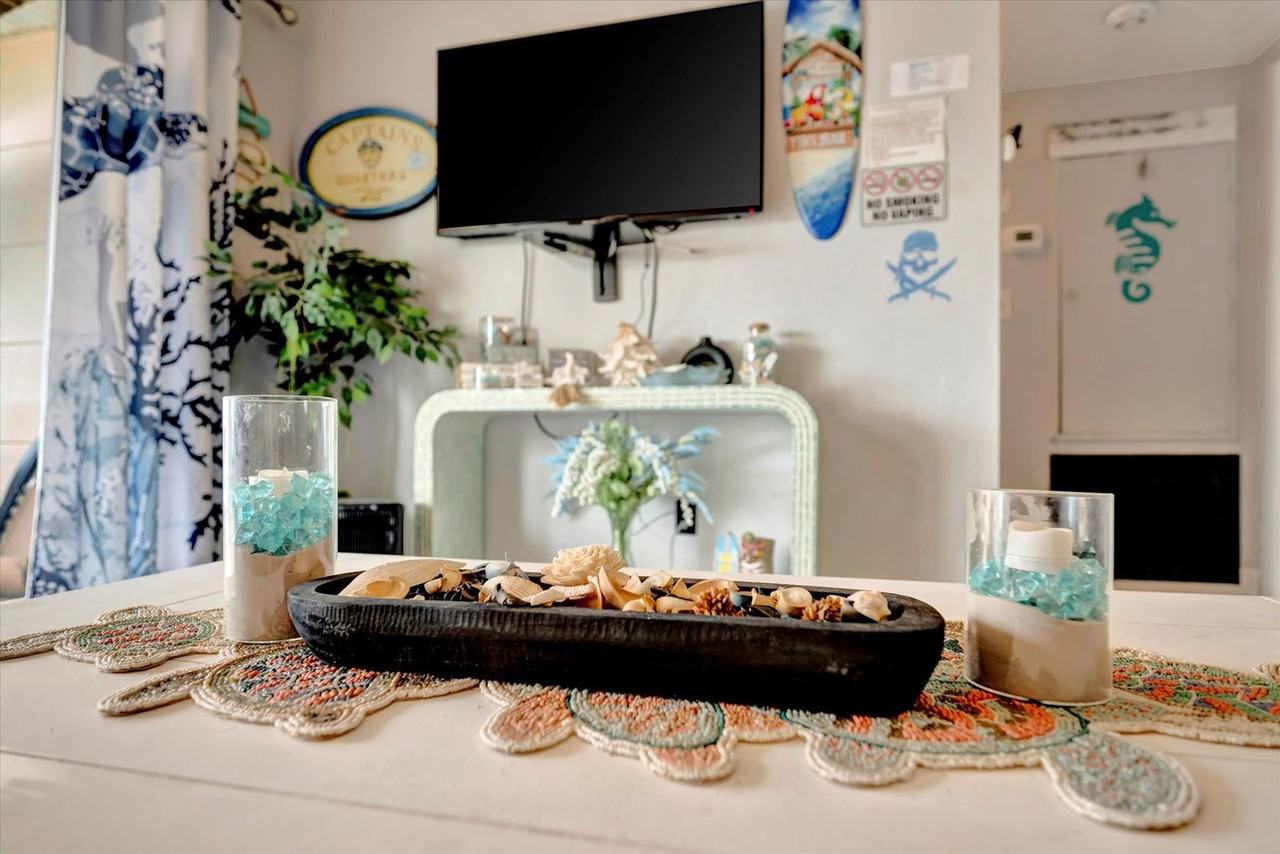 11420 1st Street East - Photo 4 of 58