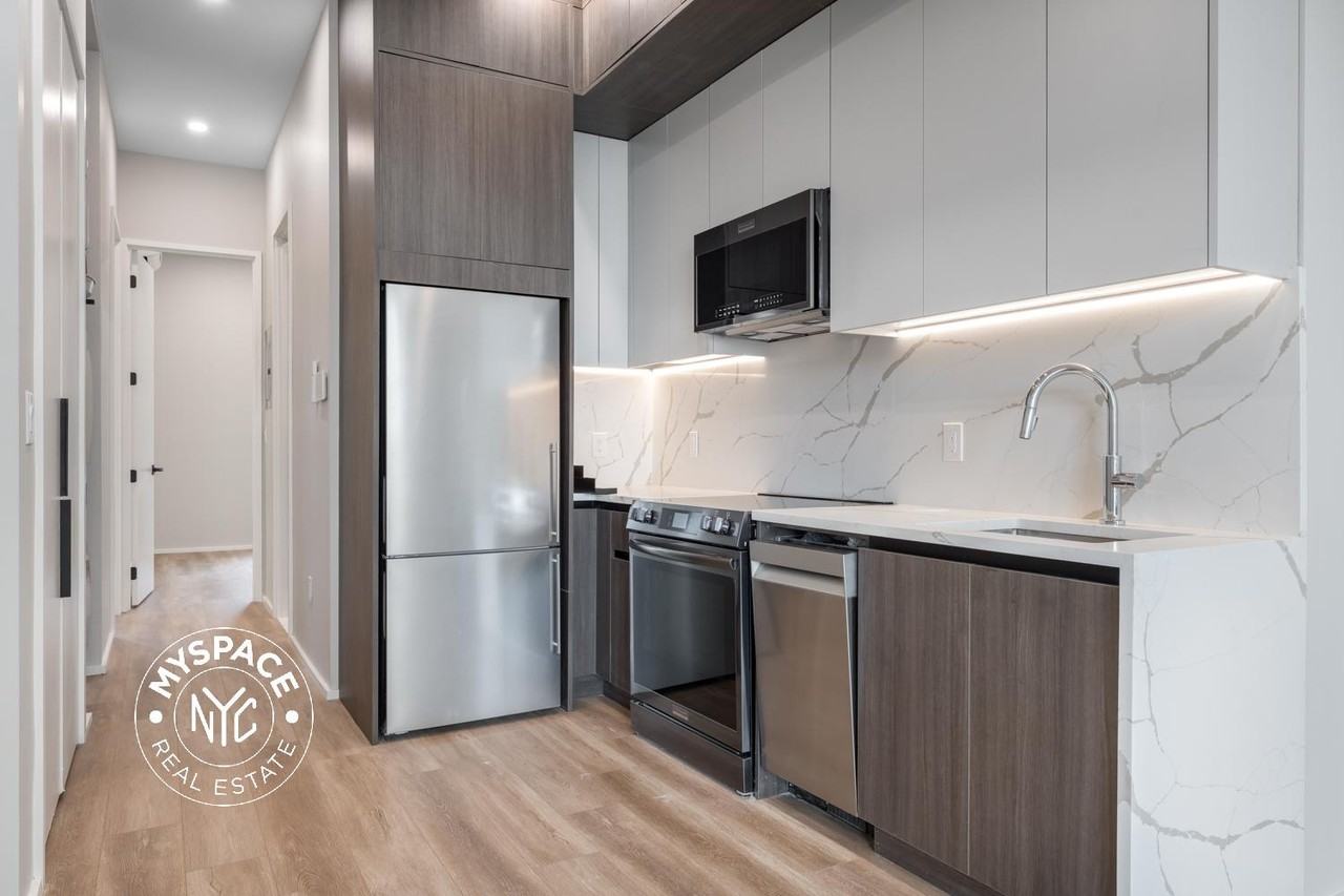 461 Myrtle Ave #1 - Photo 2 of 13