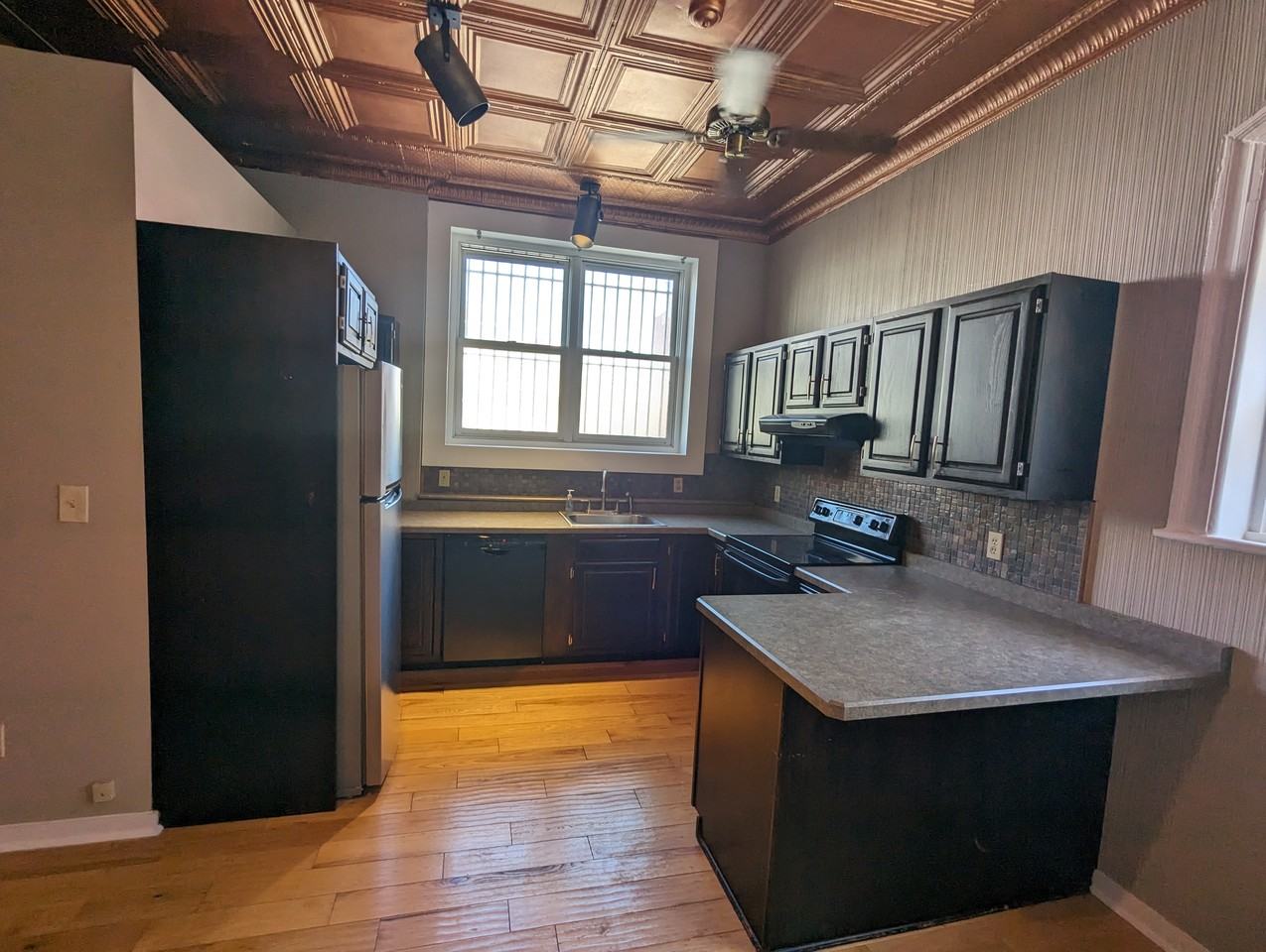 113 Remsen Street - Photo 2 of 31