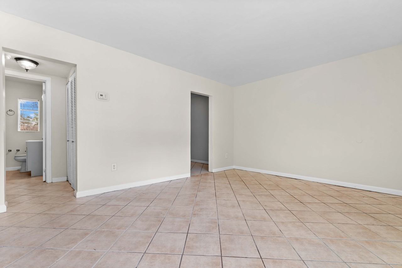 604 Luna Court #604 - Photo 3 of 13