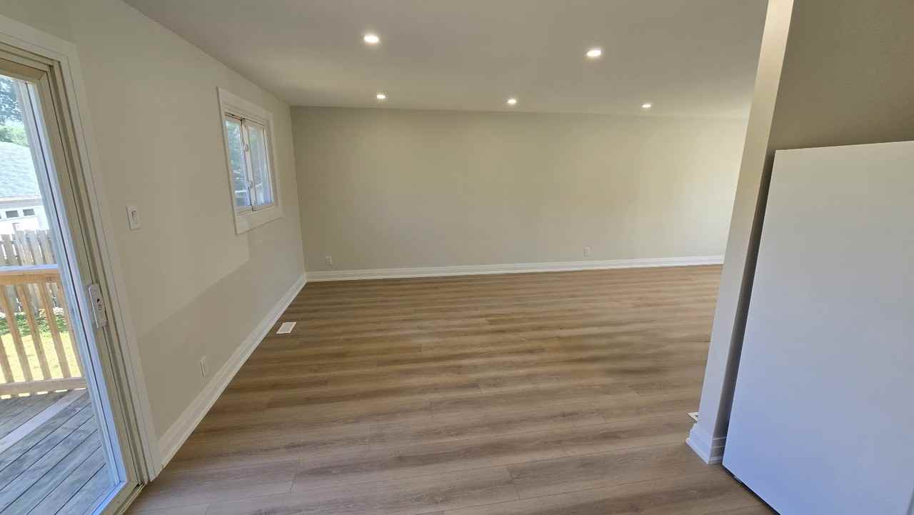 698 Burton Drive - Photo 5 of 29