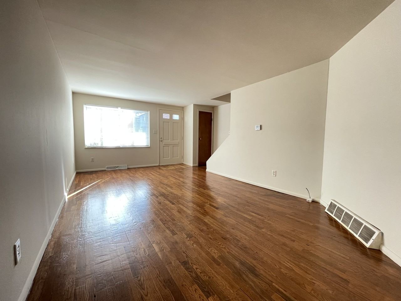 939 Woodhill Drive - Photo 3 of 21