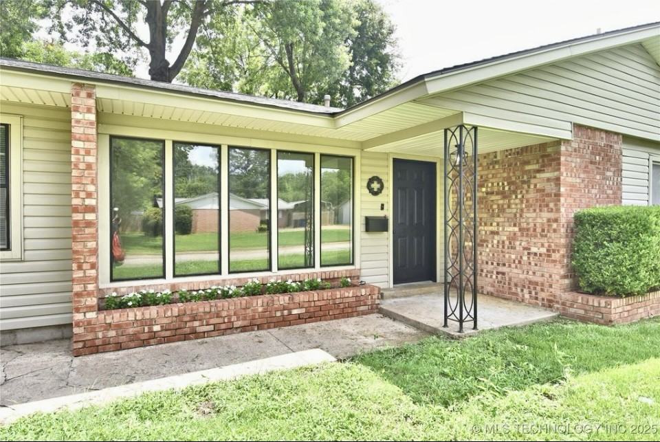 5701 S Rockford Pl #NA - Photo 2 of 19