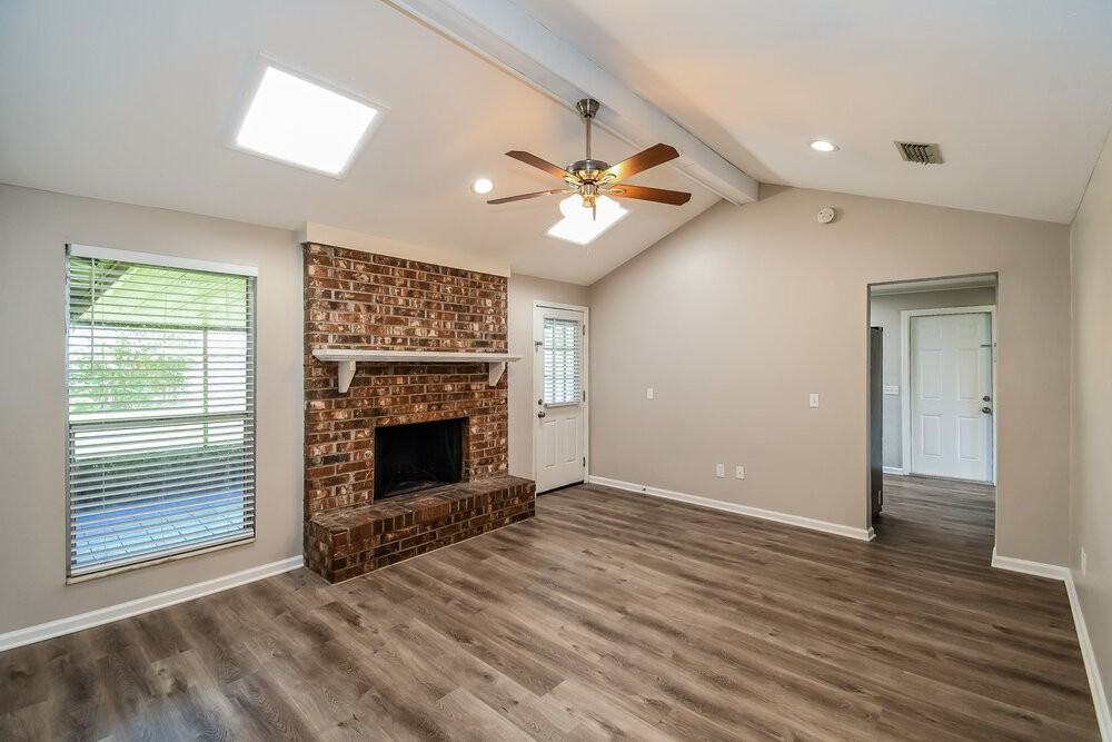 2621 Grafton Dr - Photo 7 of 16