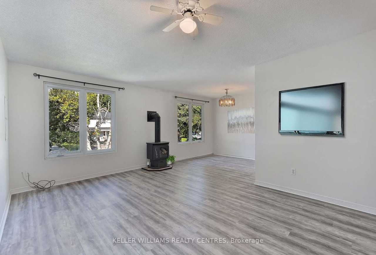 373 Borden Avenue - Photo 2 of 9